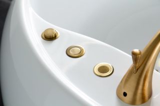 Акриловая ванна BelBagno отдельностоящая, белая BB30-1550